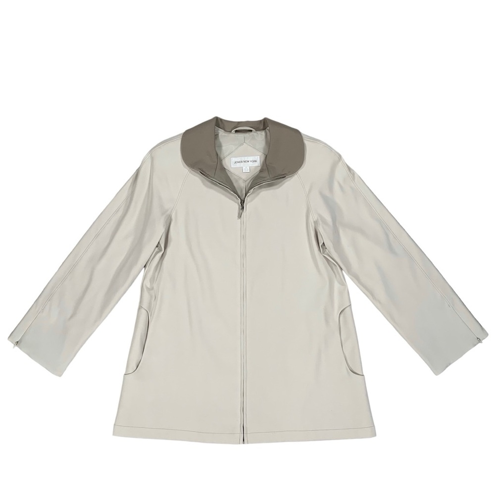 Jones New York Women’s Beige Long Shoulder Pad Coat Size Small